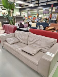 8ef9c17b-f48f-4758-acf2-b22be9d545f3