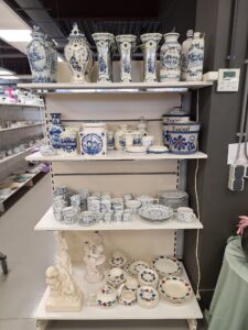 b6933f5a-54c0-4897-a1bf-f2da6f518fab