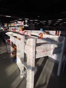 b7fdd7e0-e4ec-4158-a943-2d7a45351c16